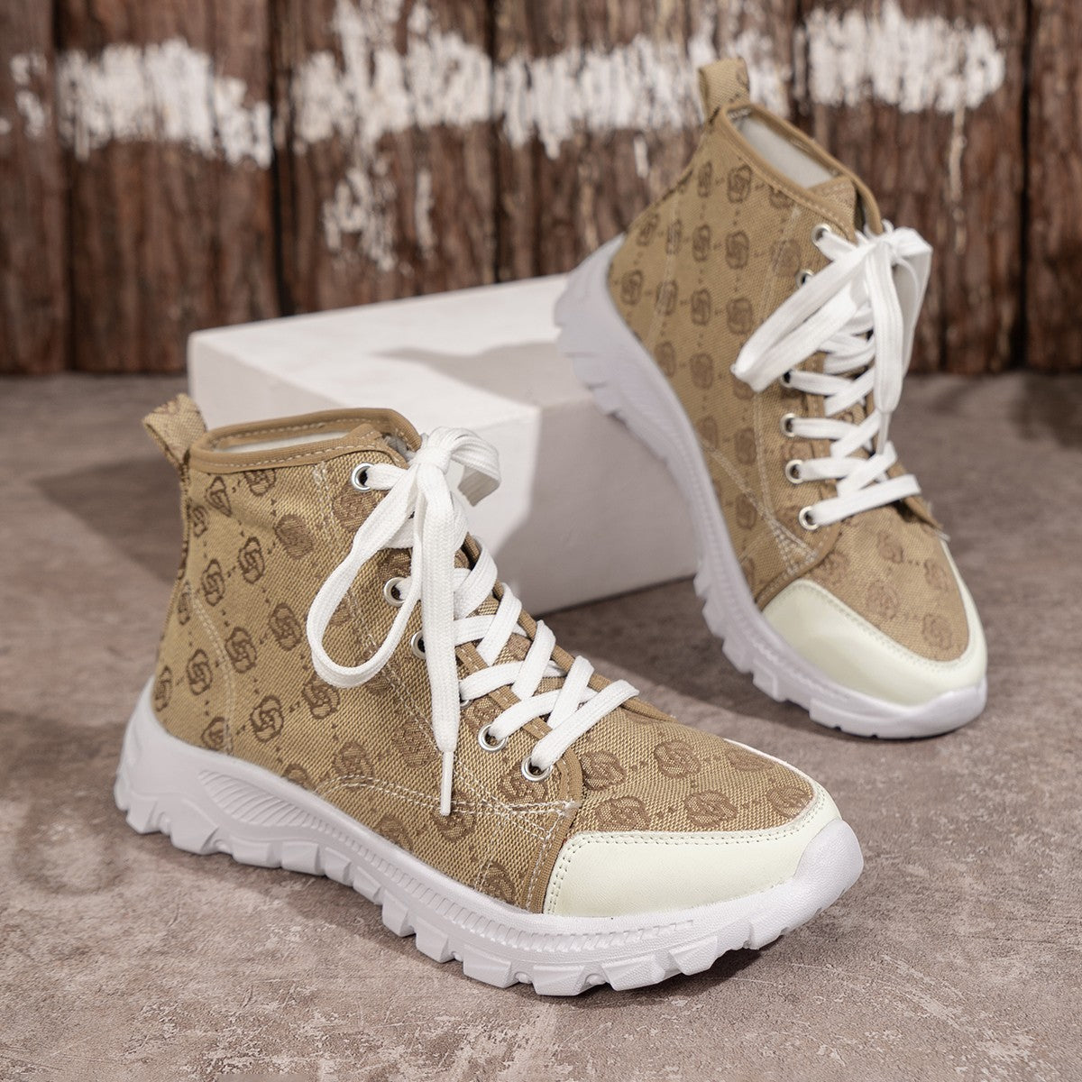 Women's Rose-Printed Lace-Up Boots: Stylish Canvas Sneakers